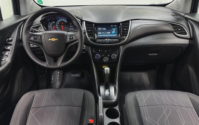 imagem-https://www.socarrao.com.br/sc-vehicle-images-prod/4129323/1790369828815-28118d6c0d4048f0a52b0606b1223dab_1790369805026.jpg