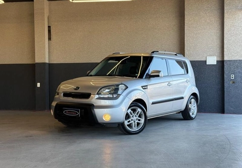 Kia SOUL 2012 Prata — foto 1 de 3