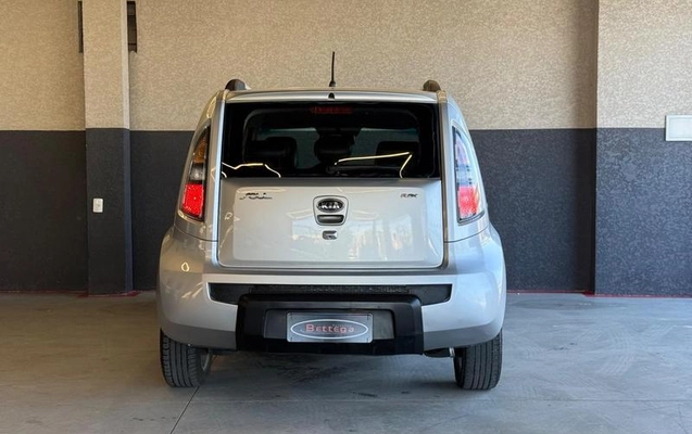 imagem-https://www.socarrao.com.br/sc-vehicle-images-prod/4129354/1790370029949-8515394_4_B_81a5dd9e4b.jpeg