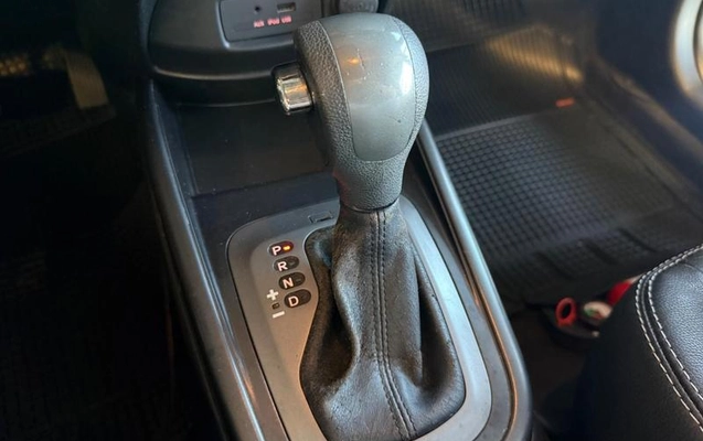 imagem-https://www.socarrao.com.br/sc-vehicle-images-prod/4129354/1790370029968-8515394_11_B_bdb4bf60c0.jpeg
