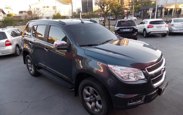 imagem-https://www.socarrao.com.br/sc-vehicle-images-prod/4129355/1790370068121-8514182_2_B_aa0fc87df3.jpeg