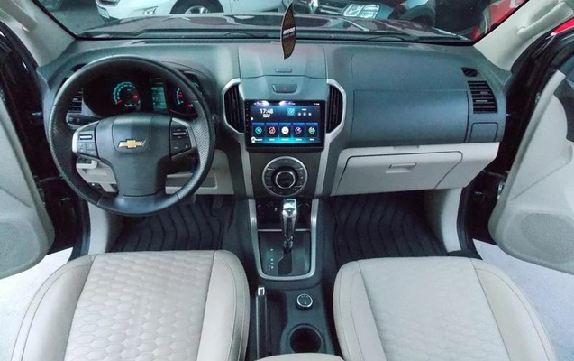 imagem-https://www.socarrao.com.br/sc-vehicle-images-prod/4129355/1790370068126-8514182_13_B_1268390bdc.jpeg