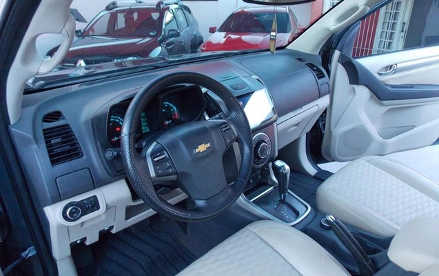 imagem-https://www.socarrao.com.br/sc-vehicle-images-prod/4129355/1790370068128-8514182_13_B_10e30a17db.jpeg