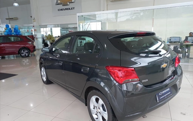 imagem-https://www.socarrao.com.br/sc-vehicle-images-prod/4129629/1790370662950-5173b851-9c2e-4fd3-ab27-05c2adcdd90d20260818171948.jpeg