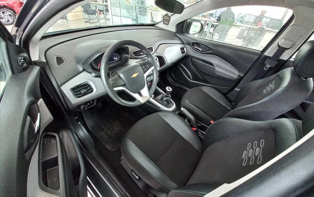 imagem-https://www.socarrao.com.br/sc-vehicle-images-prod/4129629/1790370662953-9fa61444-3634-4288-aed8-1254e248ff4520260818171952.jpeg