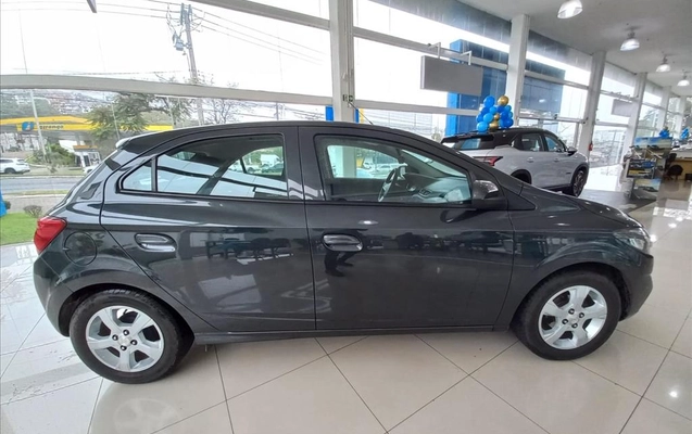 imagem-https://www.socarrao.com.br/sc-vehicle-images-prod/4129629/1790370662961-4cb92157-00e8-4943-a85b-7a3043c73d8420260818171950.jpeg