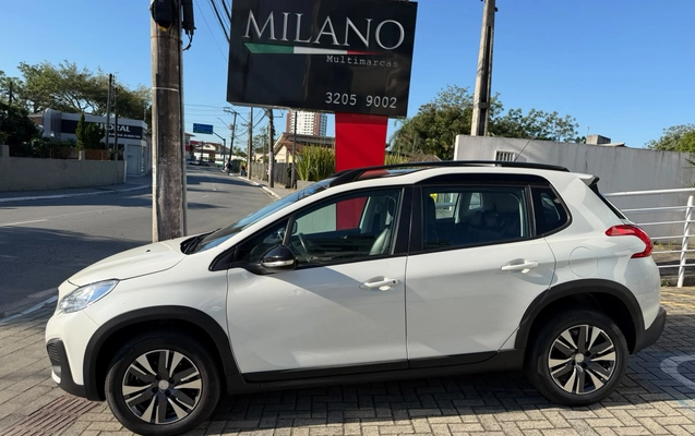imagem-https://www.socarrao.com.br/sc-vehicle-images-prod/4129672/1790370827833-003_3a4a6d398142ced600c6e7e29f12b070.jpg