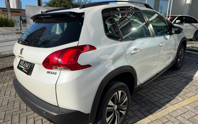imagem-https://www.socarrao.com.br/sc-vehicle-images-prod/4129672/1790370827837-003_f27ab13fc9b2a8626e7d8188bf0ba08a.jpg