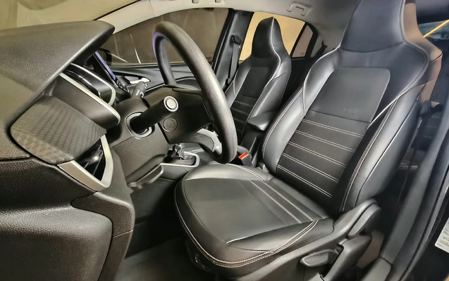imagem-https://www.socarrao.com.br/sc-vehicle-images-prod/4130001/1790371747085-003_41c307d38447f72c51ea6da3e1e2b174.jpg