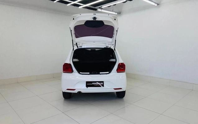 imagem-https://www.socarrao.com.br/sc-vehicle-images-prod/4130297/1790374951947-8515743_10_B_8c191ffbf2.jpeg