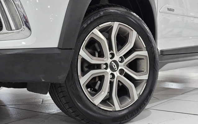 imagem-https://www.socarrao.com.br/sc-vehicle-images-prod/4130317/1790372395759-1_061015.jpg