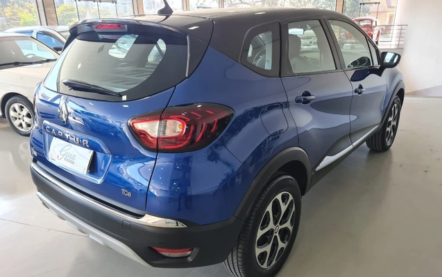 imagem-https://www.socarrao.com.br/sc-vehicle-images-prod/4130337/1790372649074-5520e42dd39044689ad44bc71ecb81c6_1790372577170.jpg