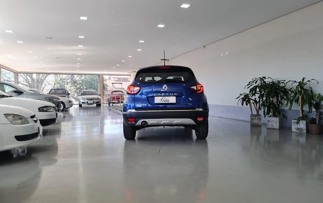 imagem-https://www.socarrao.com.br/sc-vehicle-images-prod/4130337/1790372649086-9c431b62e3fb4dd2b7044c60bacd0db6_1790372577213.jpg