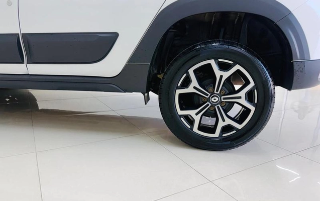 imagem-https://www.socarrao.com.br/sc-vehicle-images-prod/4130338/1790374979123-8515764_11_B_88a12f9965.jpeg