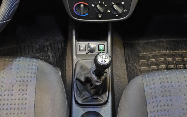 imagem-https://www.socarrao.com.br/sc-vehicle-images-prod/4130339/1790372680023-1_052558.jpg