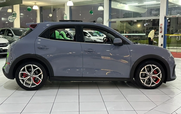 imagem-https://www.socarrao.com.br/sc-vehicle-images-prod/4130656/1790373594577-5_064632.jpg