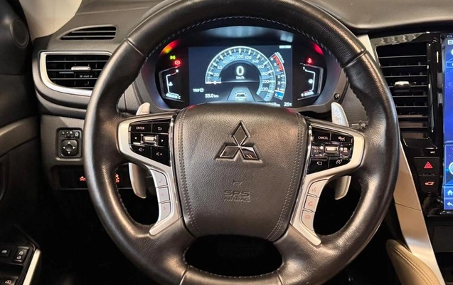 imagem-https://www.socarrao.com.br/sc-vehicle-images-prod/4130673/1790373732281-8515649_15_B_7e8a6d1daf.jpeg