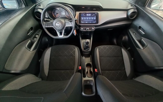 imagem-https://www.socarrao.com.br/sc-vehicle-images-prod/4130902/1790374229954-2186180e-ecc9-49ab-ab06-b29e10e72b3420260910175634.jpeg