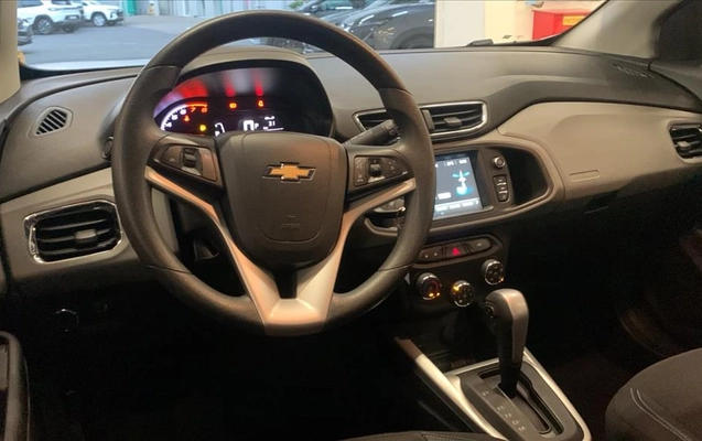 imagem-https://www.socarrao.com.br/sc-vehicle-images-prod/4130976/1790416521151-308b6fe4-081e-4245-825d-a36a97ffe7d220260909175611.jpeg