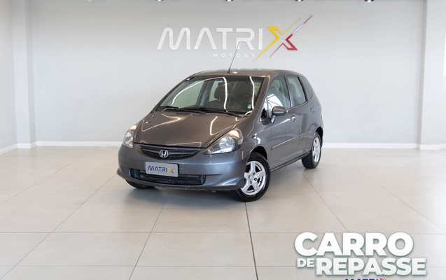 imagem-https://www.socarrao.com.br/sc-vehicle-images-prod/4131042/1790374697949-003_592419-2b6e9030767730409f8def155395ff11.jpg