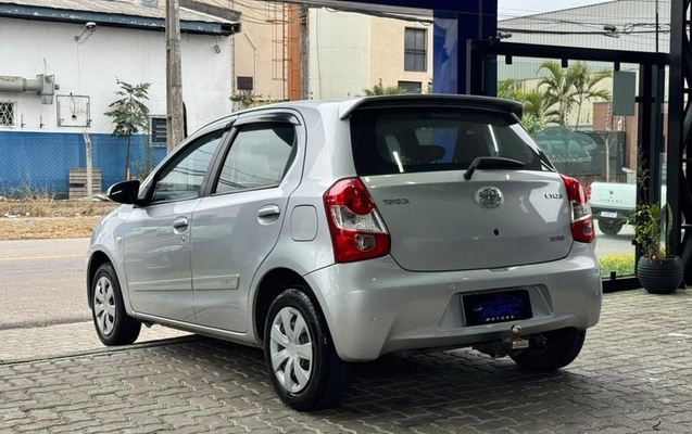 imagem-https://www.socarrao.com.br/sc-vehicle-images-prod/4131284/1790375030706-8487379_3_B_24d53b936a.jpeg