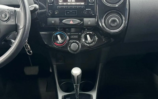 imagem-https://www.socarrao.com.br/sc-vehicle-images-prod/4131284/1790375030717-8487379_12_B_c9466d48f3.jpeg