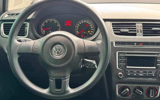 imagem-https://www.socarrao.com.br/sc-vehicle-images-prod/4131288/1790375080271-8366137_8_B_9607e2fe58.jpeg