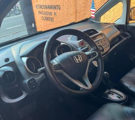 imagem-https://www.socarrao.com.br/sc-vehicle-images-prod/4131322/1790375490502-727600169