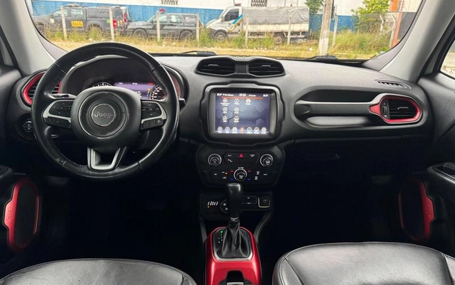 imagem-https://www.socarrao.com.br/sc-vehicle-images-prod/4131361/1790375559605-8271932_6_B_71f5289aea.jpeg