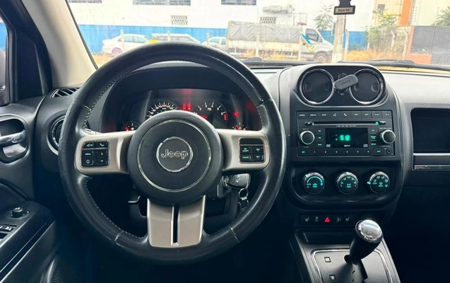 imagem-https://www.socarrao.com.br/sc-vehicle-images-prod/4131557/1790375771284-8415768_7_B_e7f47eedbd.jpeg