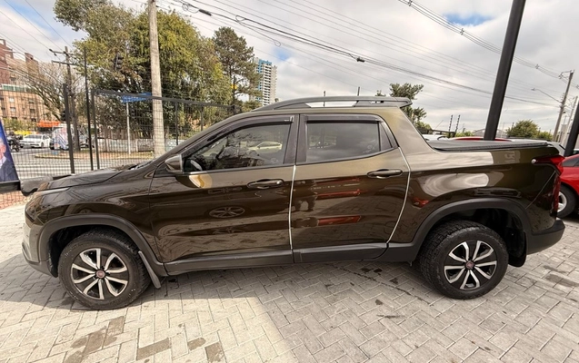 imagem-https://www.socarrao.com.br/sc-vehicle-images-prod/4131597/1790376089658-10_053418.jpg