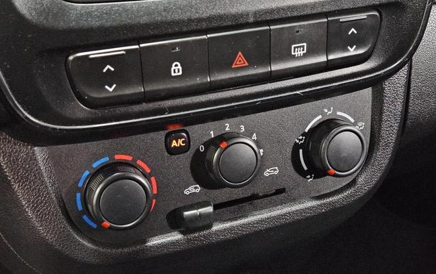 imagem-https://www.socarrao.com.br/sc-vehicle-images-prod/4132128/1790377573615-8504712_11_B_359d11ea4a.jpeg