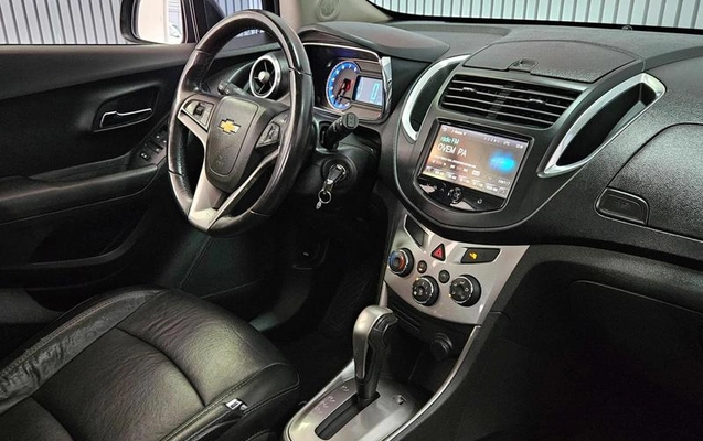 imagem-https://www.socarrao.com.br/sc-vehicle-images-prod/4132143/1790377725161-8504768_10_B_8ca8226cfa.jpeg