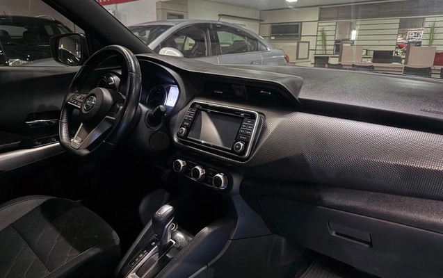 imagem-https://www.socarrao.com.br/sc-vehicle-images-prod/4132772/1790379477027-8509626_15_B_76155d2b8e.jpeg