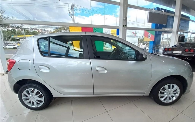 imagem-https://www.socarrao.com.br/sc-vehicle-images-prod/4133216/1791224702299-45603670-31f3-4363-9dc5-cd3f07c673e720260923091014.jpeg