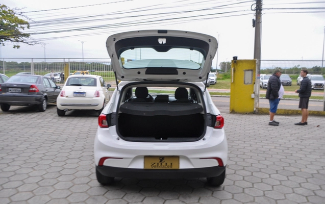 imagem-https://www.socarrao.com.br/sc-vehicle-images-prod/4135265/1790387576950-32a0de5ddb5141c2aac11ad467fd78bf_1781201034610.jpg