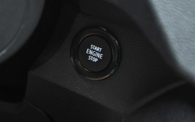 imagem-https://www.socarrao.com.br/sc-vehicle-images-prod/4135276/1790387713181-cf5a57ff9c054f769bc75640d29b0509_1777399846695.jpg