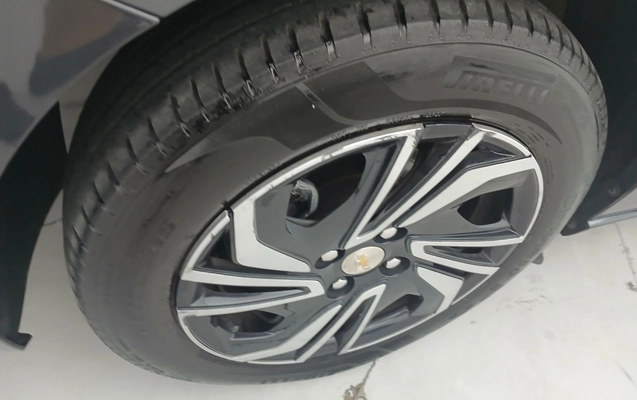 imagem-https://www.socarrao.com.br/sc-vehicle-images-prod/4137067/1790394146793-2_124220.jpg