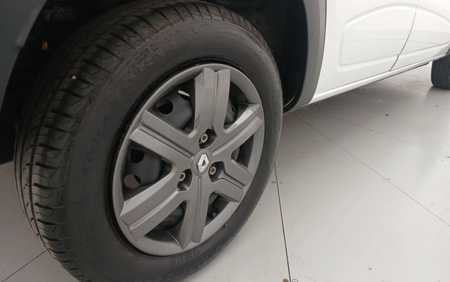 imagem-https://www.socarrao.com.br/sc-vehicle-images-prod/4137157/1790394326257-2_094744.jpg