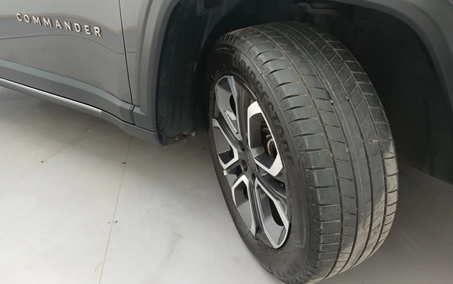 imagem-https://www.socarrao.com.br/sc-vehicle-images-prod/4137169/1790394435774-1_044015.jpg
