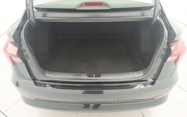 imagem-https://www.socarrao.com.br/sc-vehicle-images-prod/4138504/1790397472720-3_102817.jpg
