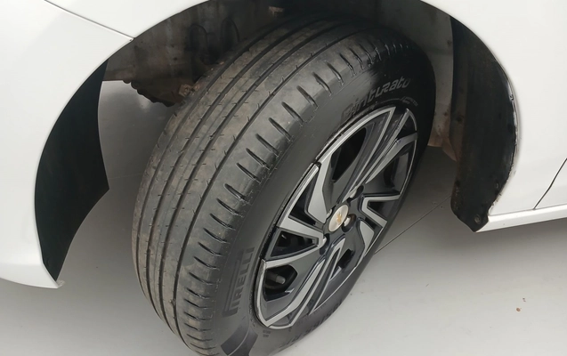 imagem-https://www.socarrao.com.br/sc-vehicle-images-prod/4138835/1790397874311-1_112432.jpg