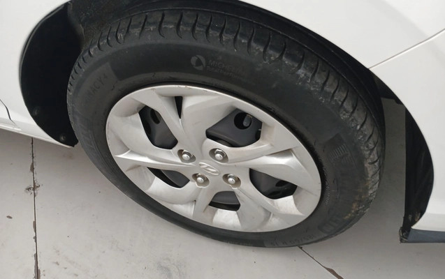 imagem-https://www.socarrao.com.br/sc-vehicle-images-prod/4138990/1790397976319-1_031947.jpg