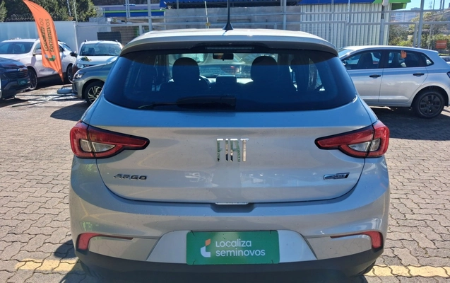 imagem-https://www.socarrao.com.br/sc-vehicle-images-prod/4139516/1790398317771-2_035102.jpg