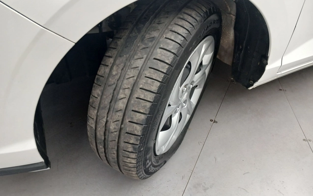 imagem-https://www.socarrao.com.br/sc-vehicle-images-prod/4140198/1790399640961-1_022753.jpg