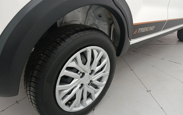 imagem-https://www.socarrao.com.br/sc-vehicle-images-prod/4140763/1790400303498-1_123702.jpg