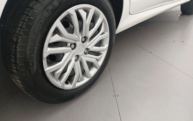 imagem-https://www.socarrao.com.br/sc-vehicle-images-prod/4142128/1790402406779-1_030003.jpg
