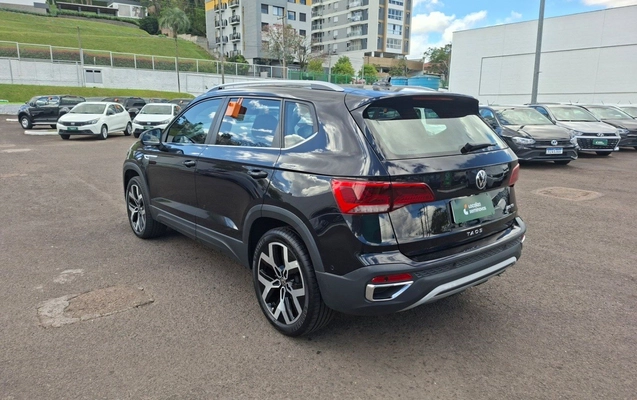 imagem-https://www.socarrao.com.br/sc-vehicle-images-prod/4142328/1790403636422-1_025758.jpg