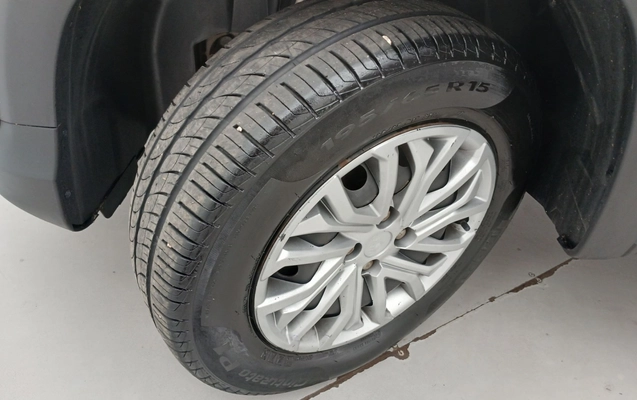 imagem-https://www.socarrao.com.br/sc-vehicle-images-prod/4142633/1790404825830-1_051001.jpg