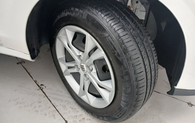 imagem-https://www.socarrao.com.br/sc-vehicle-images-prod/4142817/1790405304272-1_024914.jpg